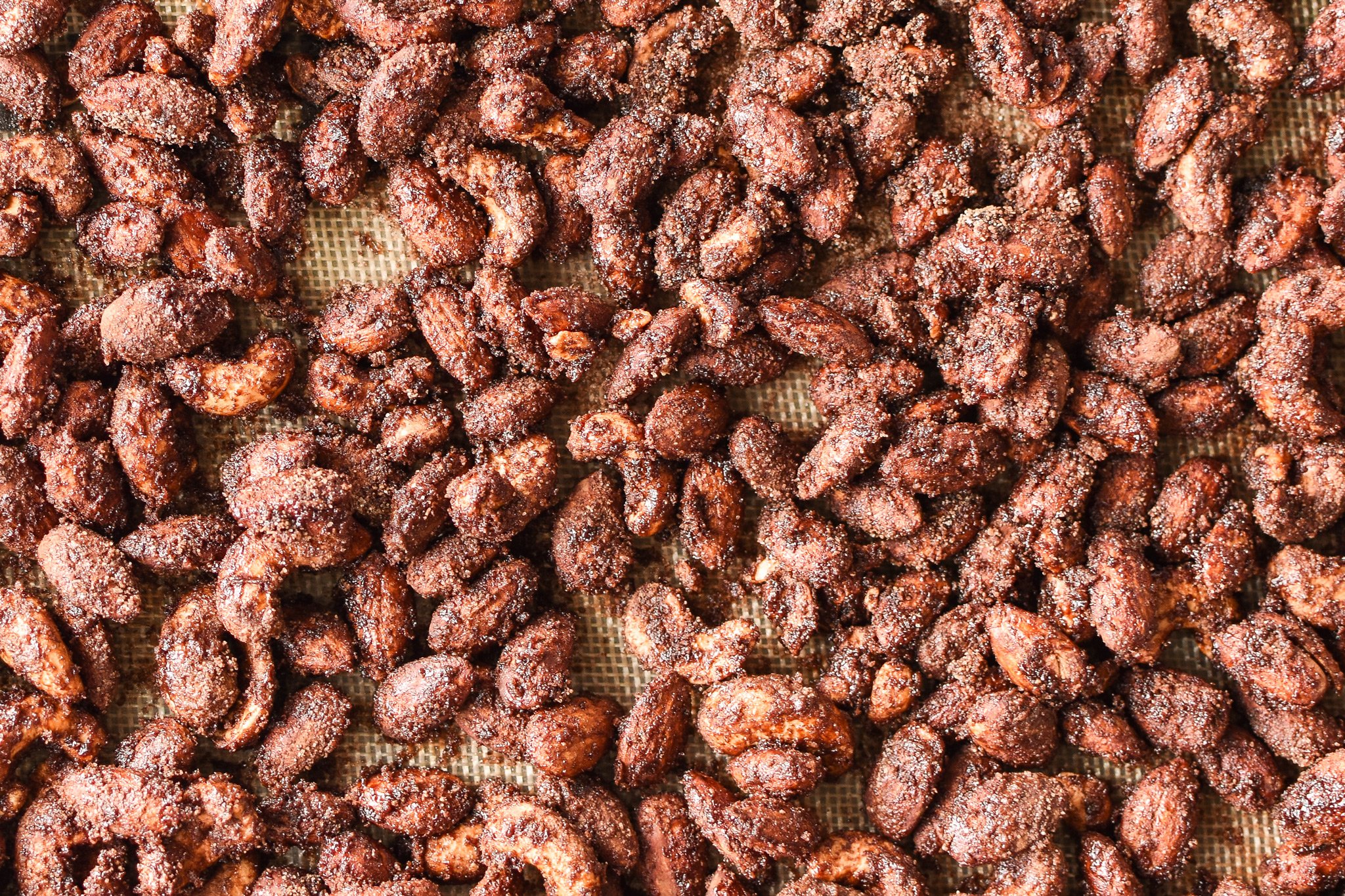 Peppermint Cocoa Roasted Nuts - Project Meal Plan