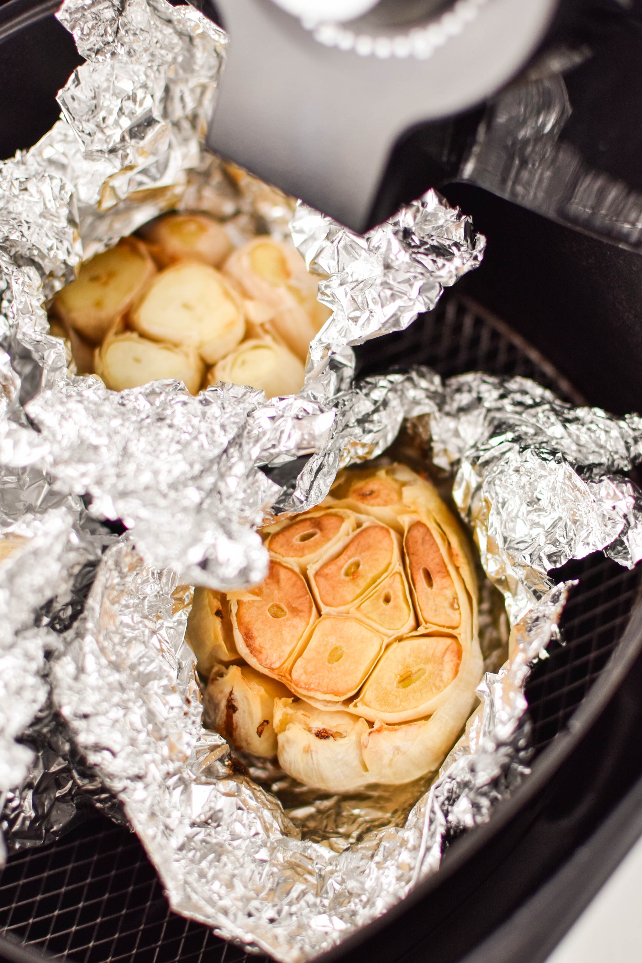 How to roast garlic in the air fryer 