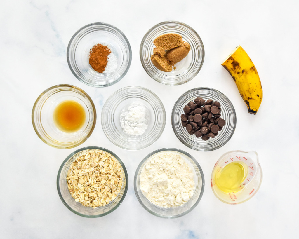 ingredients required to make the air fryer banana oatmeal cookie for one.