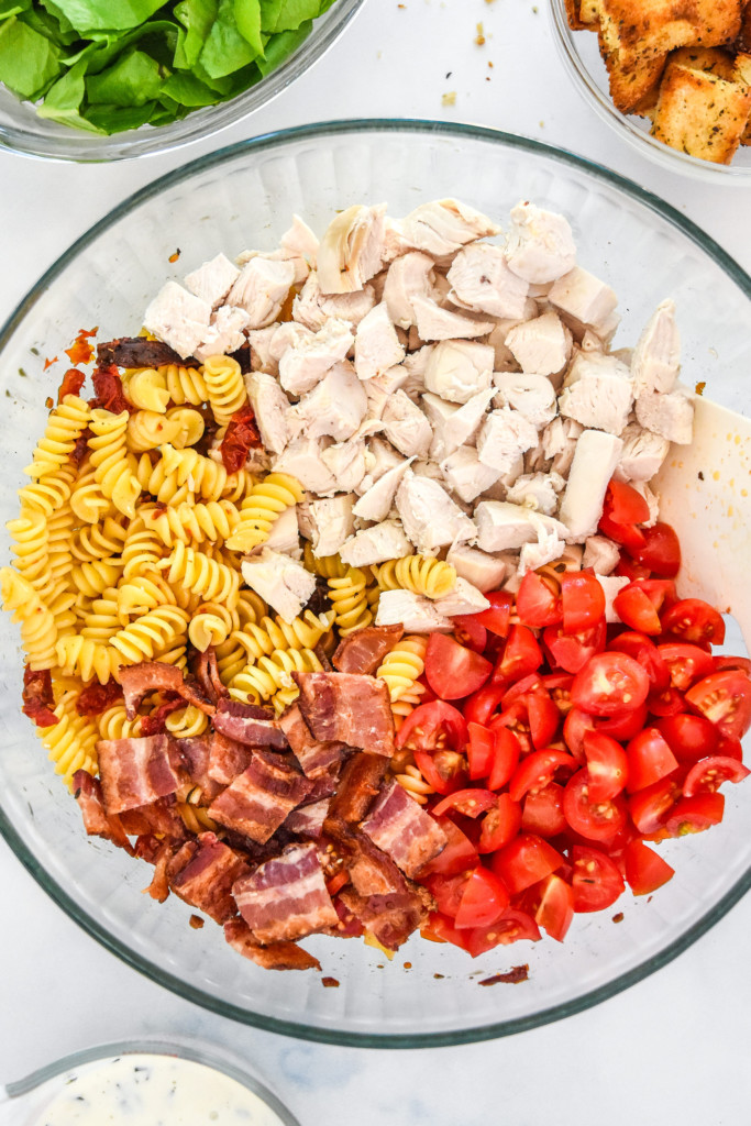 pasta, chicken, bacon and tomatoes for the make-ahead chicken club pasta salad.