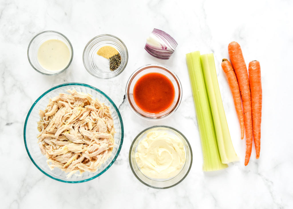 ingredients required to make the easy buffalo chicken salad meal prep.